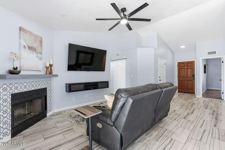 Property Photo: 14668 N Kings Way AZ 85268