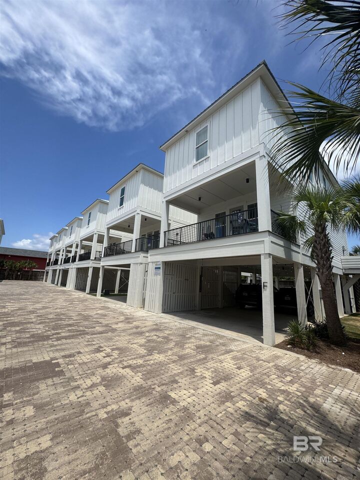 Property Photo:  1050 W Beach Boulevard  AL 36542 