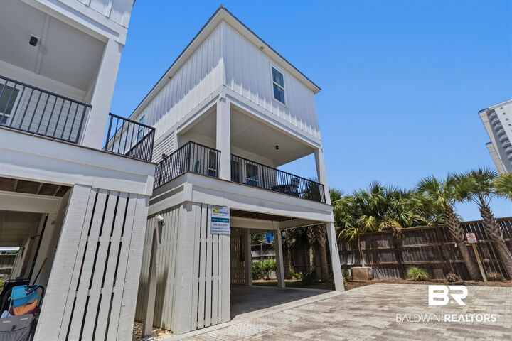 Property Photo:  1050 W Beach Boulevard  AL 36542 