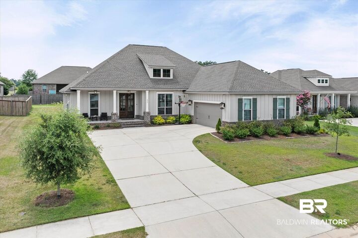 Property Photo:  650 McArthur Lane  AL 36532 
