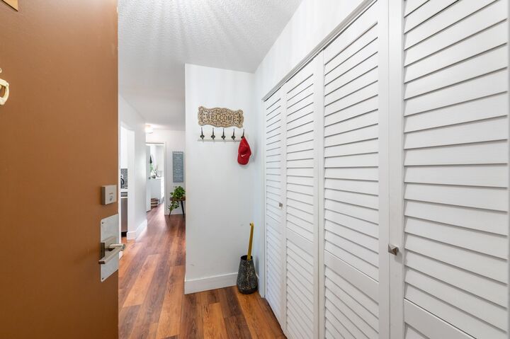Property Photo: 131 W 4th Street 204 BC V7M 3C8