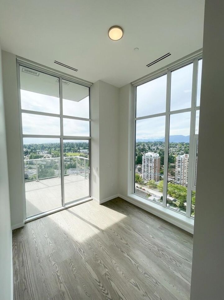 Property Photo: 7433 Cambie Street 2803 BC V6P 0J8
