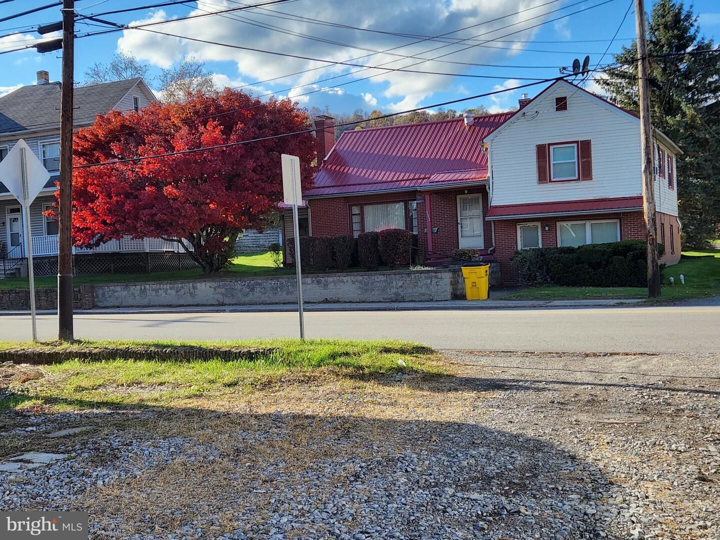 Property Photo:  202 Main Street S  PA 15928 