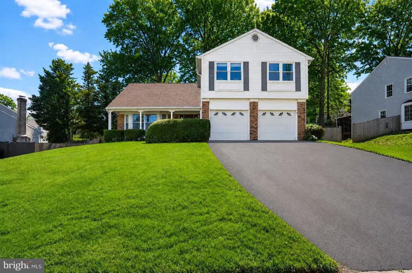 Property Photo:  203 Markwood Drive  VA 20165 