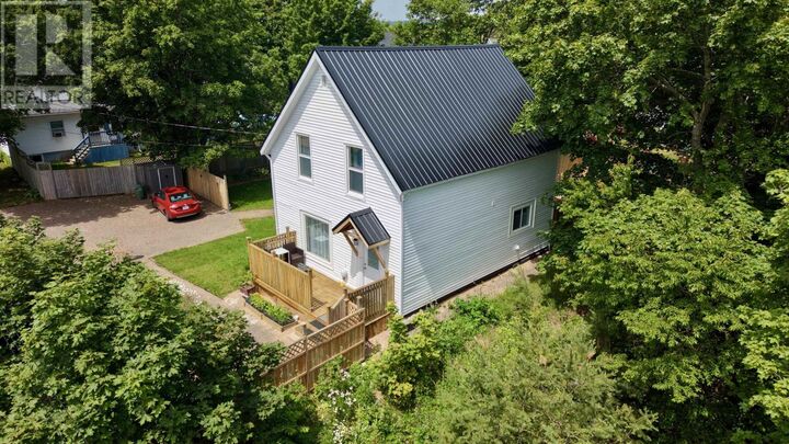 Property Photo: 21 Prince Street NS B0M 1S0