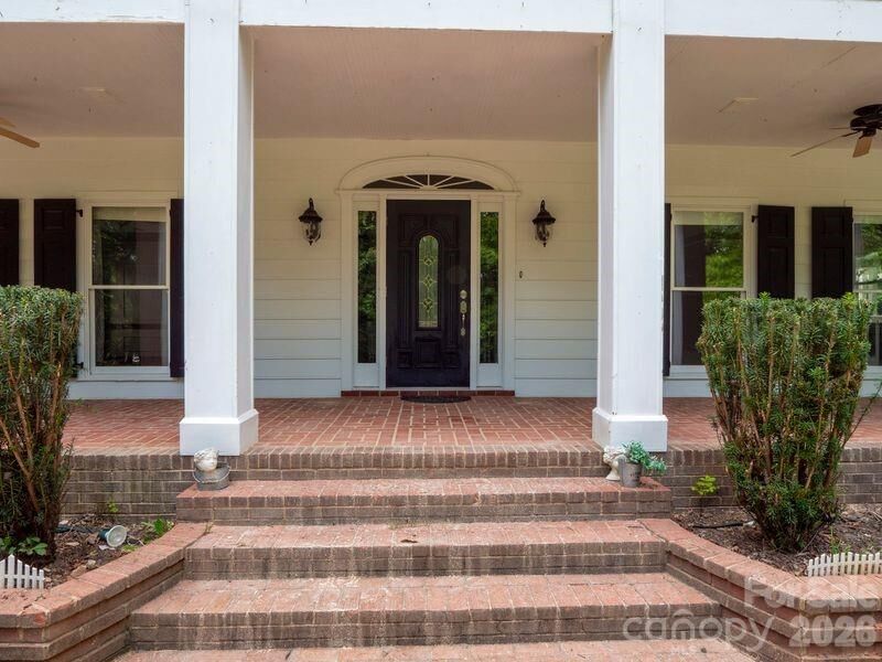 Property Photo: 9124 S Providence Road NC 28173