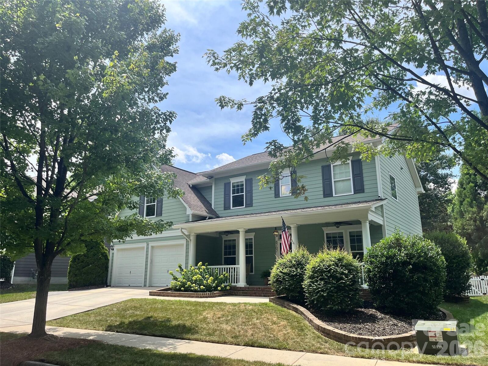 Property Photo:  8707 Lake Pines Drive  NC 28031 