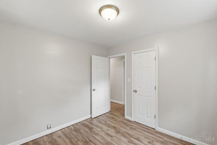 Property Photo: 311 Knightsbridge Drive OH 45011