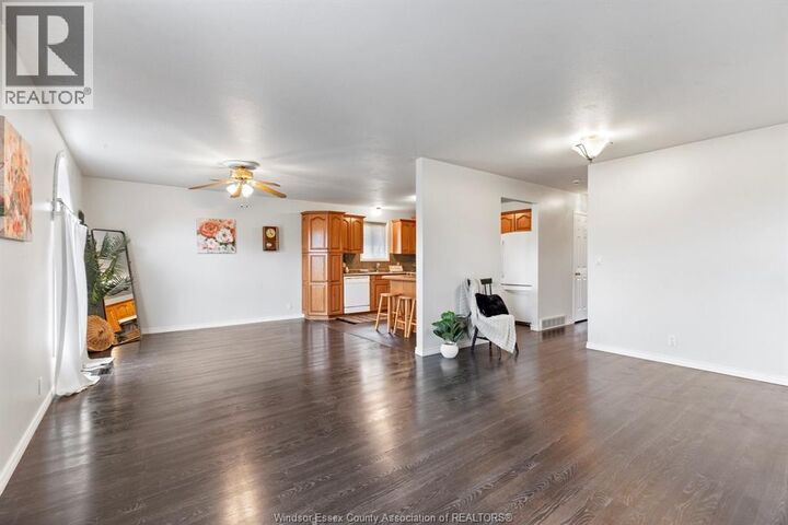 Property Photo:  23 Helen Street  ON N0P 2L0 