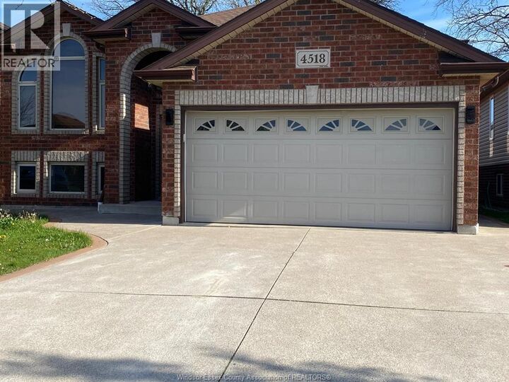 Property Photo: 4518 Helsinki Crescent ON N9G 0A6