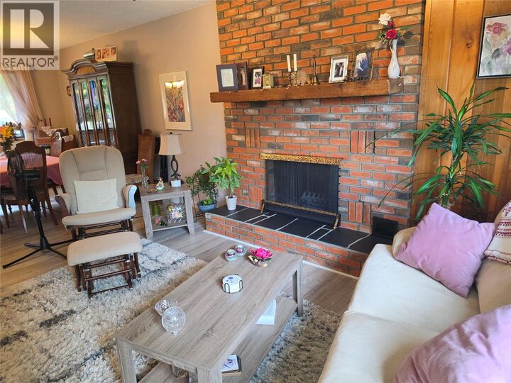 Property Photo: 2201 Falls Street BC V1L 1K6