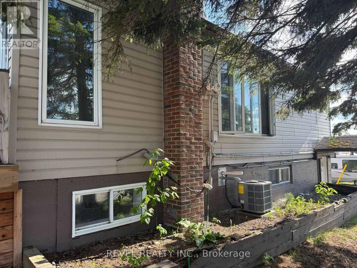 Property Photo: 204 Laidlaw Street ON P4N 2P8