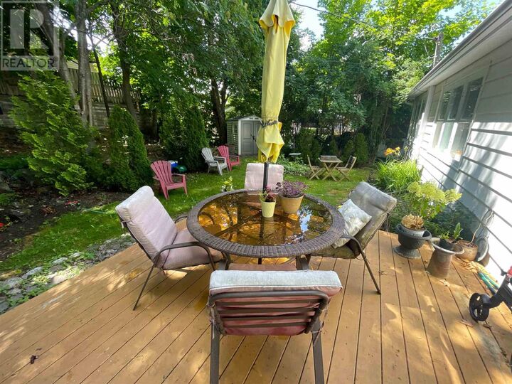 Property Photo: 73 Hutchison Ave ON P5A 1W7