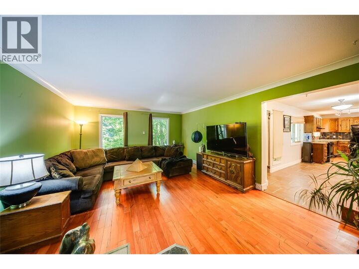 Property Photo: 60 Short Street BC V1R 2L3