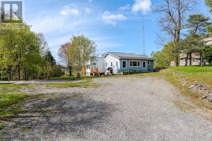 Property Photo: 6804 6th Concession Road ON K6V 5T5
