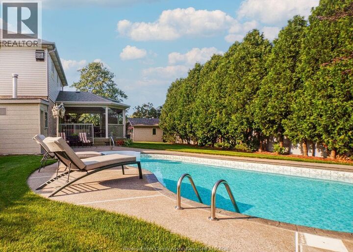 Property Photo: 128 Pheasant Run Drive ON N8L 0Z7