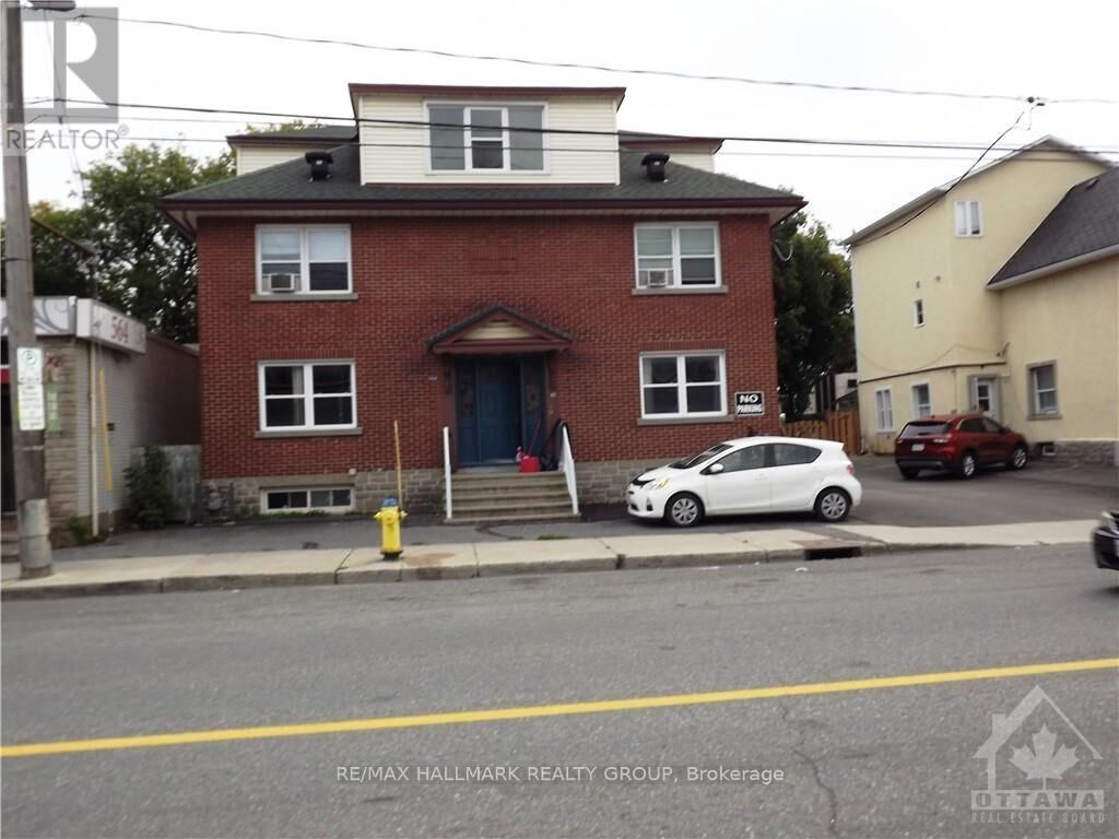 Property Photo: 568 Gladstone Avenue ON K1R 5P3