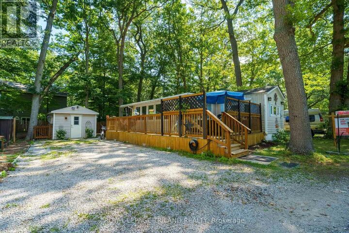 Property Photo: 9910 Northville Crescent B12 ON N0M 2N0