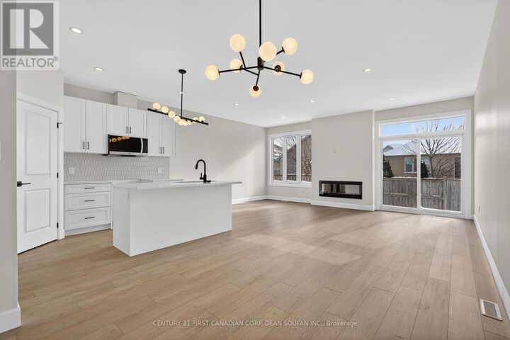 Property Photo:  871 Catalpa Square  ON N6G 4A5 