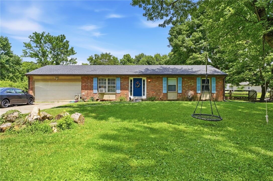 Property Photo:  4720 Elk Creek Road  OH 45042 