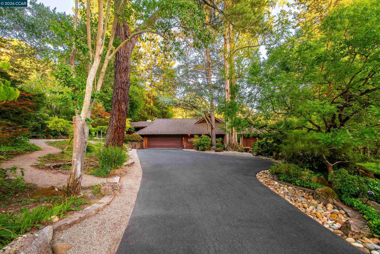 Property Photo: 1038 Pine Ln CA 94549
