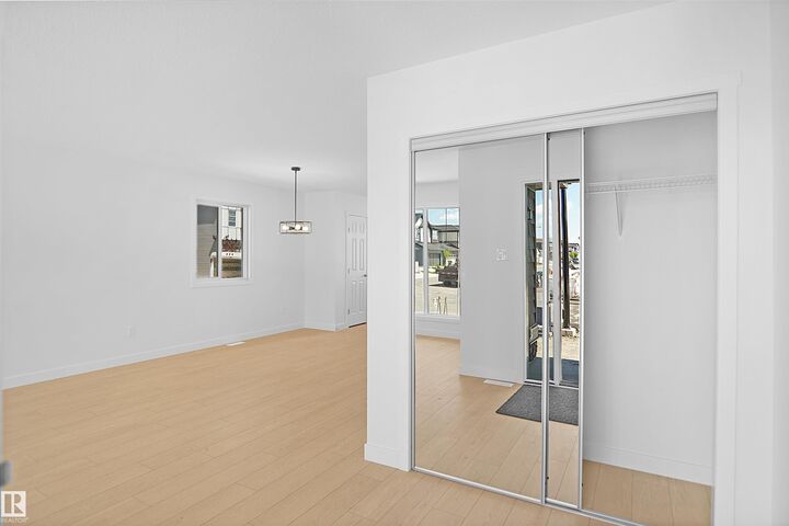 Property Photo: 7323 181 Avenue NW AB T5Z 0W7
