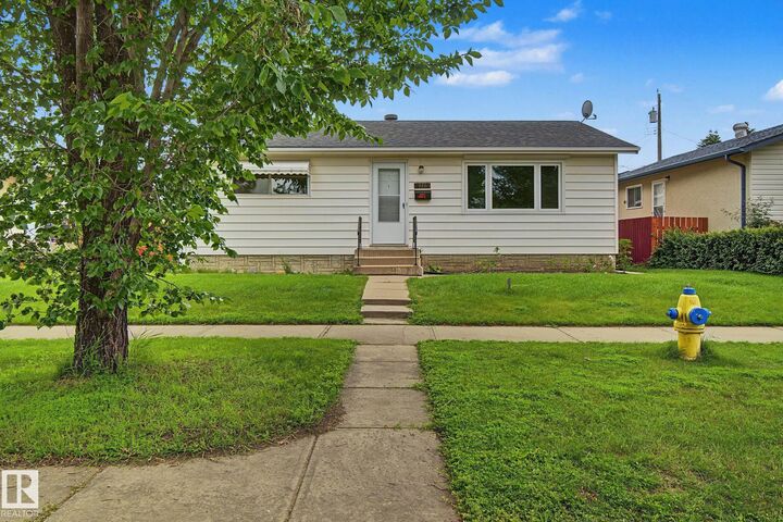 Property Photo:  8115 169 Street NW  AB T5R 2W4 