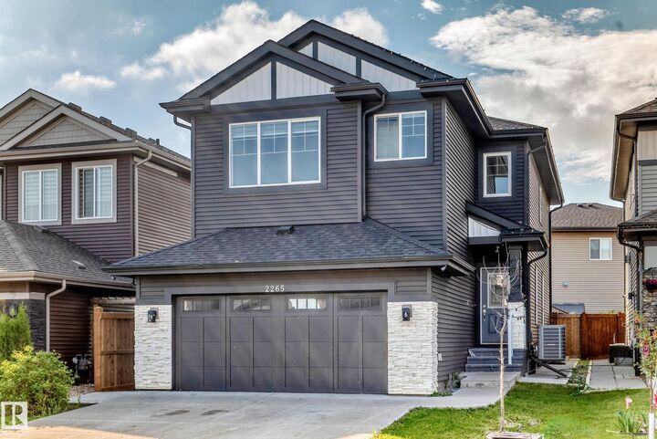 2265 57 Street SW — photo 1