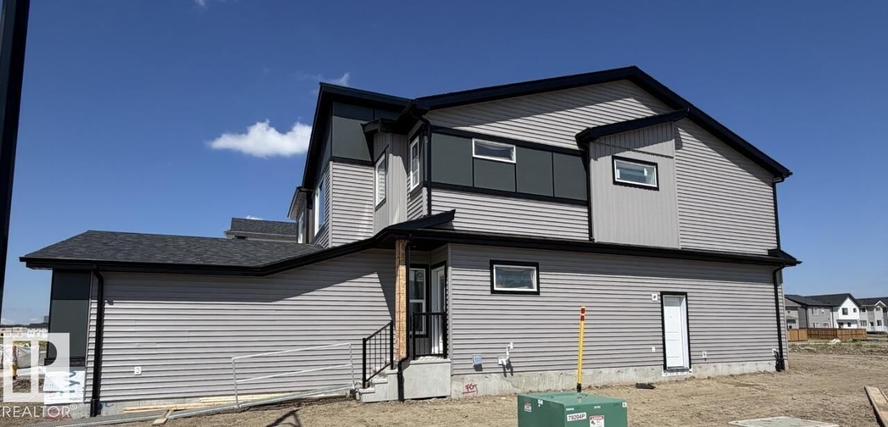 Property Photo:  2482 Egret Loop NW  AB T6M 3R4 