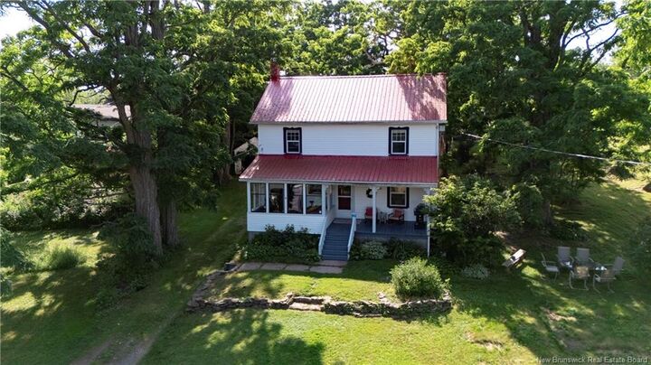 Property Photo: 29 Front Street NB E5M 1A2