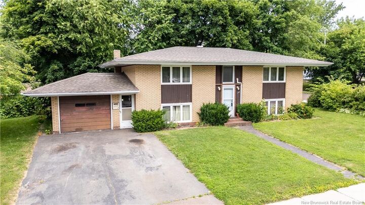 Property Photo:  125 Massey Avenue  NB E1A 3E6 