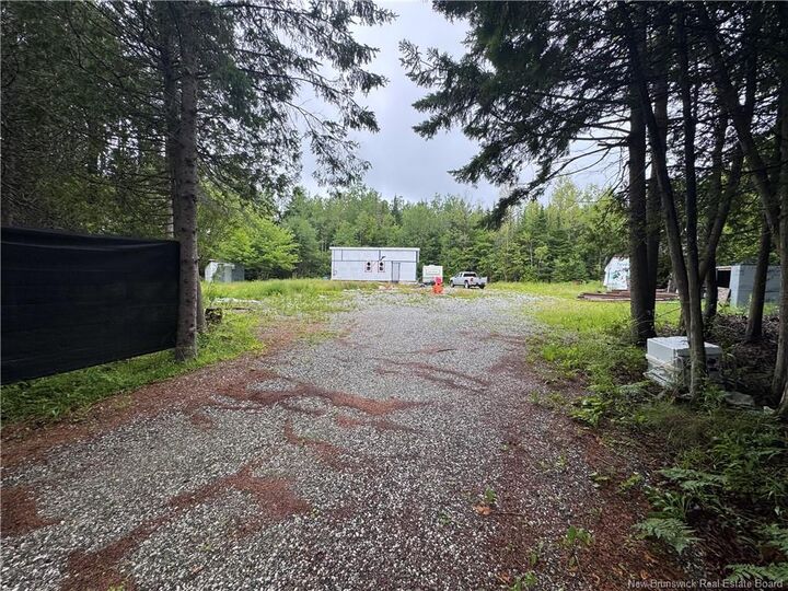 27 Damascus Road — photo 1