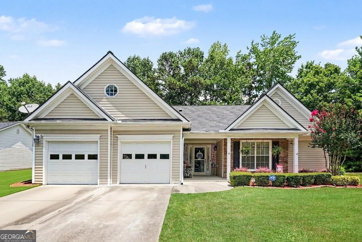 Property Photo: 1924 Brittlebank Lane GA 30043