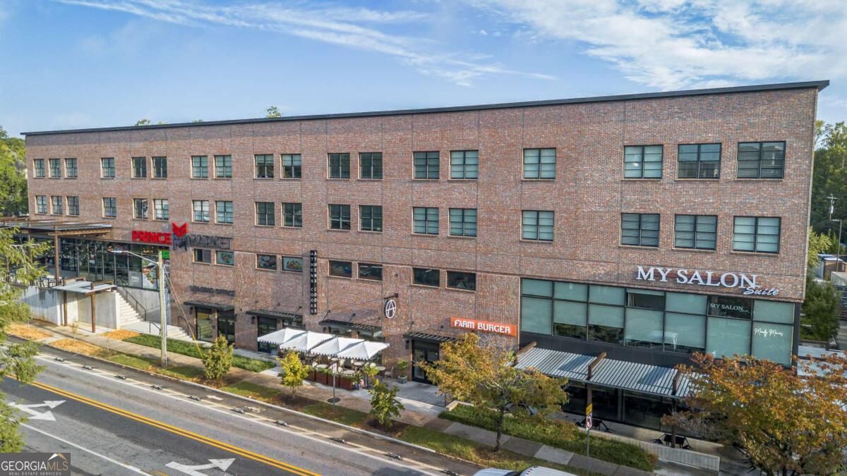 Property Photo: 100 Prince Avenue A416 GA 30601