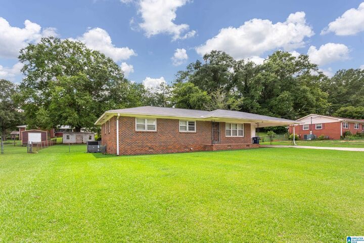 Property Photo: 318 Chickasaw Drive AL 36206