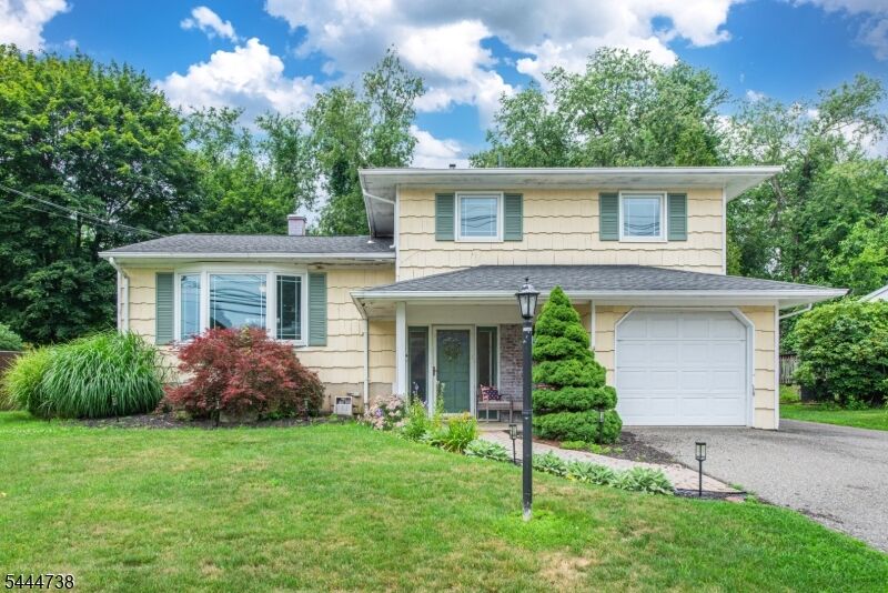 Property Photo:  177 Clover Hill Dr  NJ 07836 