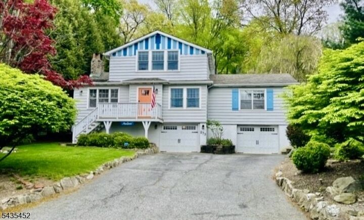 Property Photo: 275 E Shore Trl NJ 07871