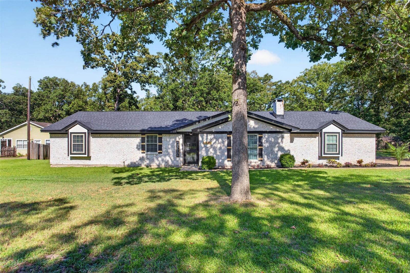 Property Photo:  108 Ridgewood Street  TX 75904 