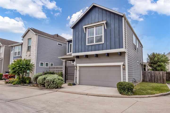 Property Photo: 10004 Steeple Farms Drive TX 77080