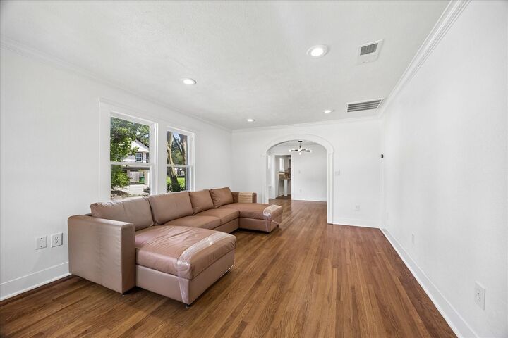 Property Photo: 3301 Tampa Street TX 77021