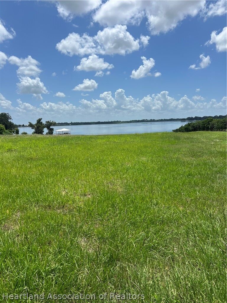 Property Photo:  SR 17 North Highway  FL 33870 
