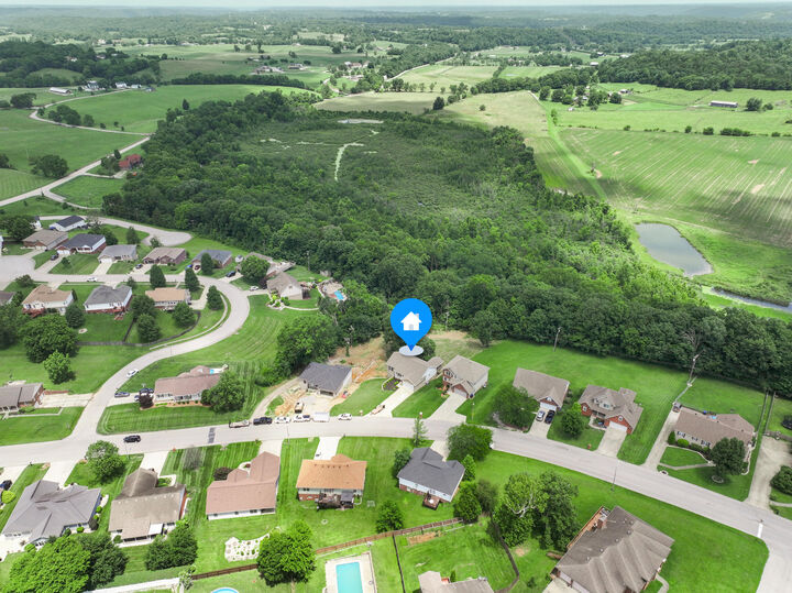 Property Photo: 875 Ridgeview Drive KY 40601