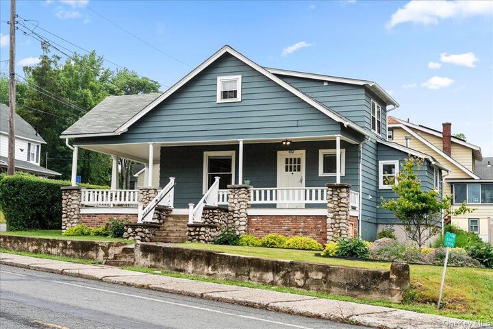 Property Photo:  453 Route 17M 1  NY 10940 