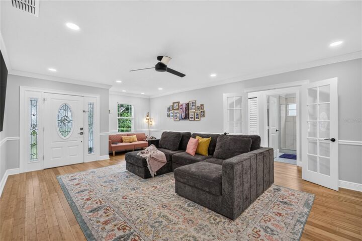 Property Photo: 2028 Illinois Street FL 32803