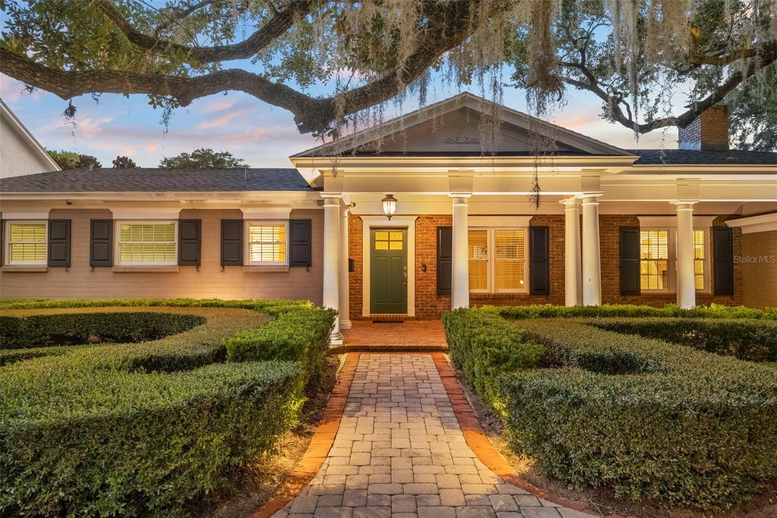 Property Photo: 2410 Lake Shore Drive FL 32803