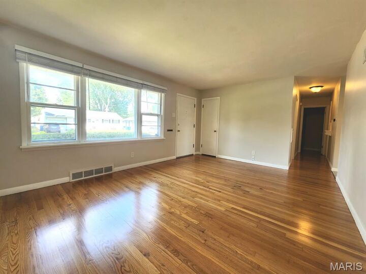 Property Photo:  230 Monterey Drive  MO 63031 