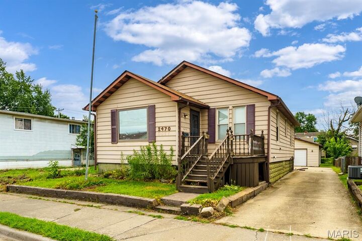 Property Photo: 2470 Center Street IL 62040