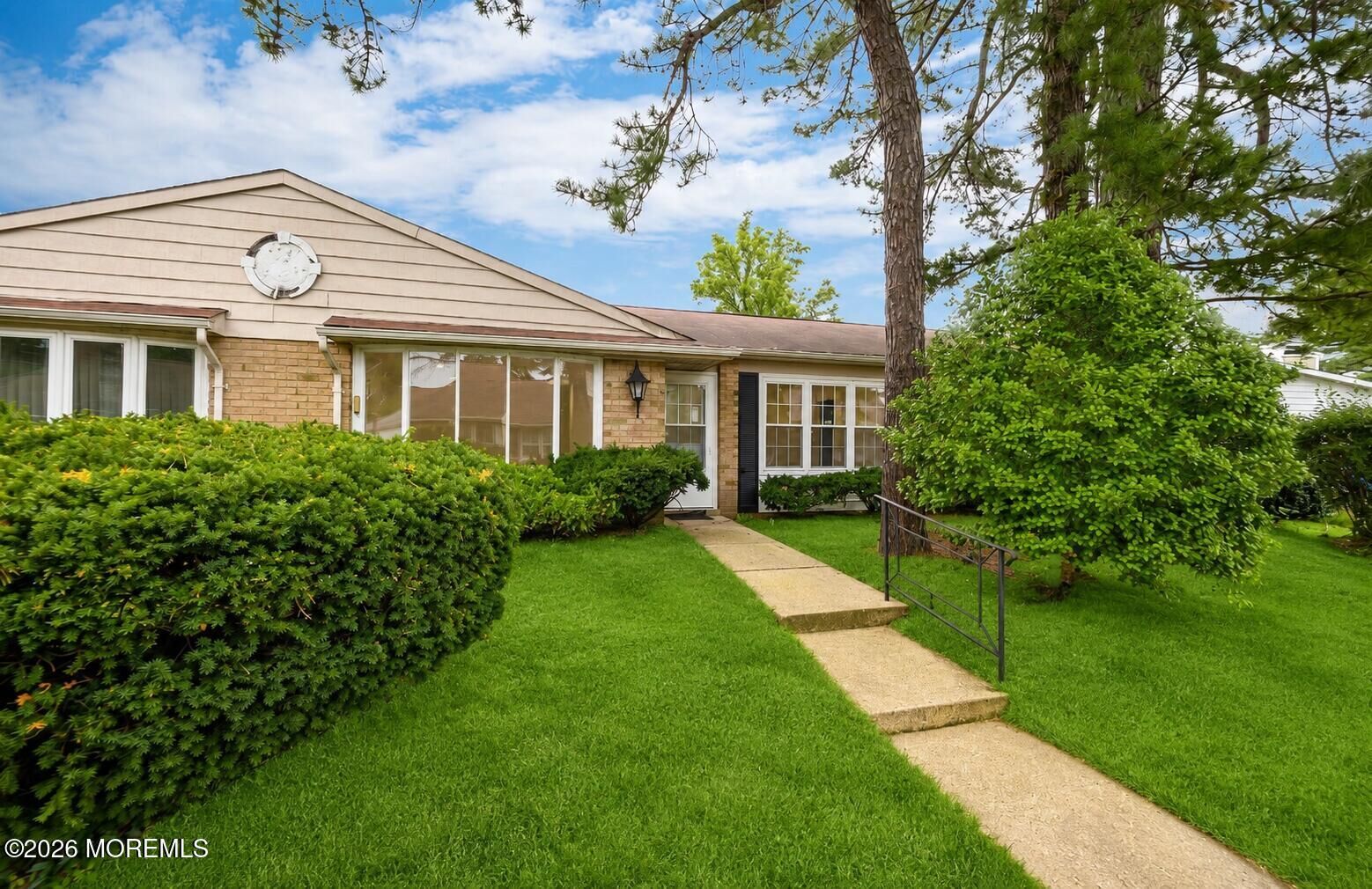 Property Photo:  37 Cambridge Circle  NJ 08759 