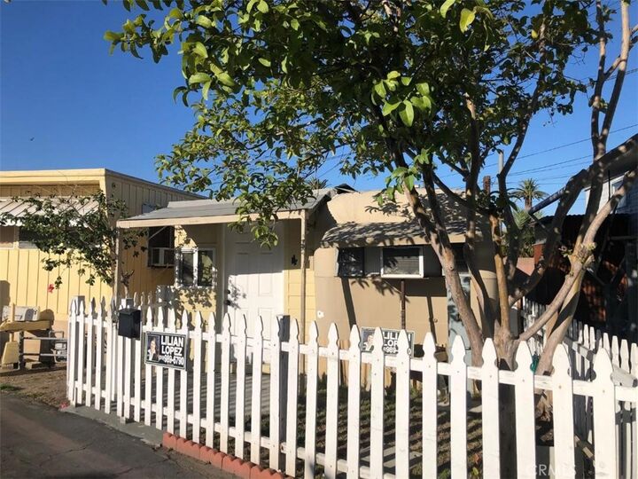 Property Photo:  4503 Clara Street 4  CA 90201 