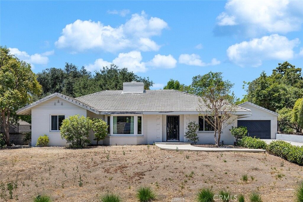 Property Photo:  1845 Alta Oaks Drive  CA 91006 